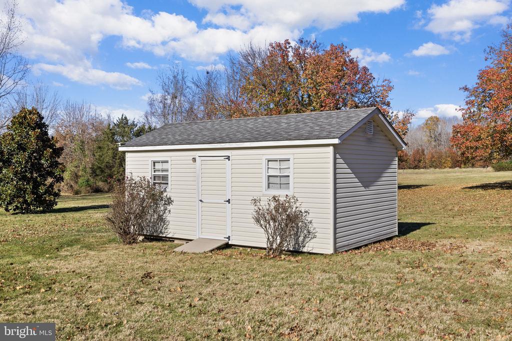 7909 WESTBURY MANOR DR, FREDERICKSBURG, Virginia 22407, 4 Bedrooms Bedrooms, ,3 BathroomsBathrooms,Residential,7909 WESTBURY MANOR DR,VASP2037658 MLS # VASP2037658