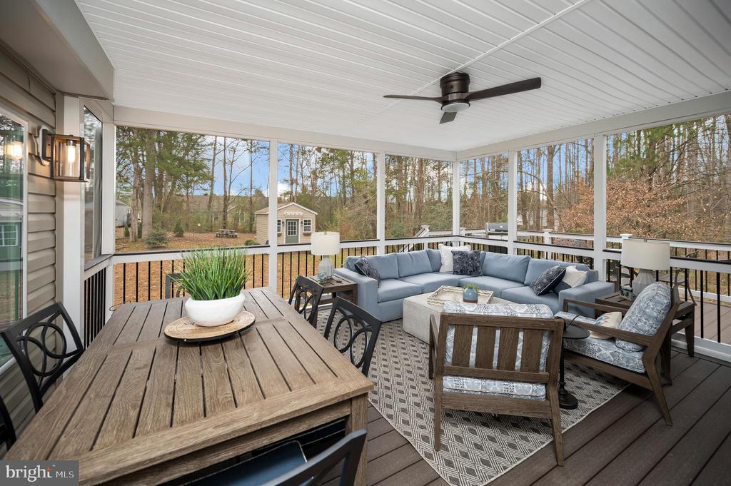 323 STRATFORD CIR, LOCUST GROVE, Virginia 22508, 3 Bedrooms Bedrooms, ,2 BathroomsBathrooms,Residential,LAKE OF THE WOODS,323 STRATFORD CIR,VAOR2012812 MLS # VAOR2012812