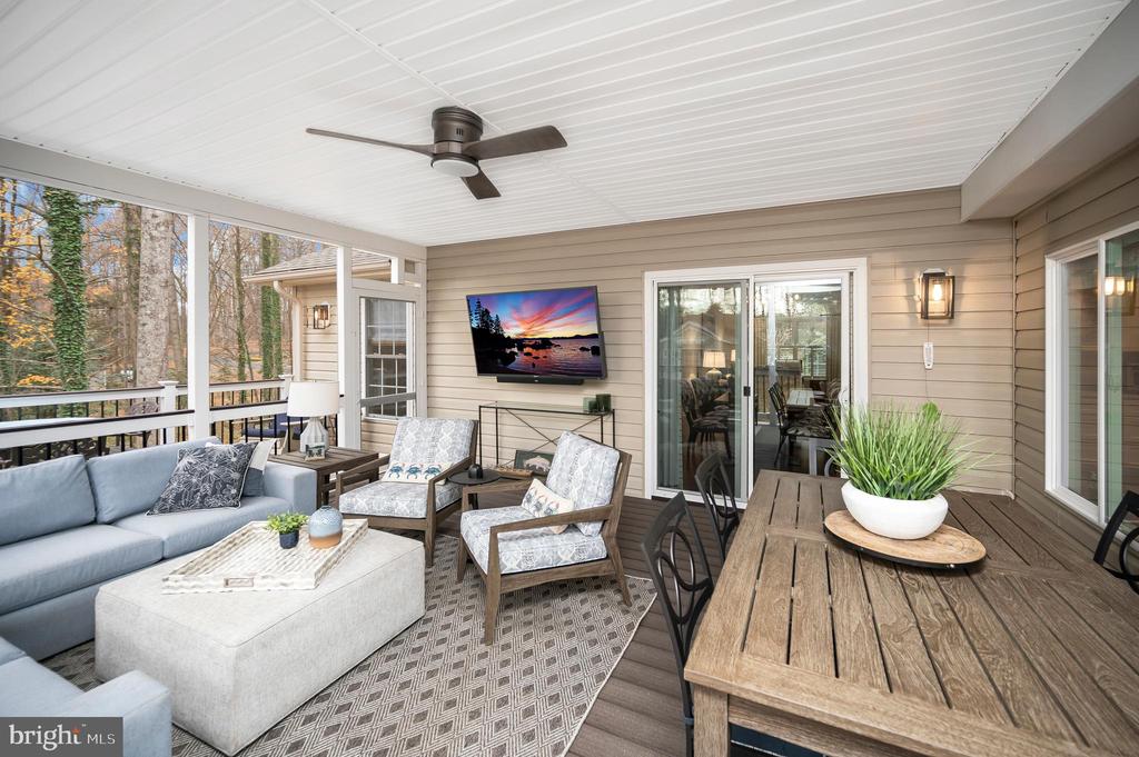 323 STRATFORD CIR, LOCUST GROVE, Virginia 22508, 3 Bedrooms Bedrooms, ,2 BathroomsBathrooms,Residential,LAKE OF THE WOODS,323 STRATFORD CIR,VAOR2012812 MLS # VAOR2012812