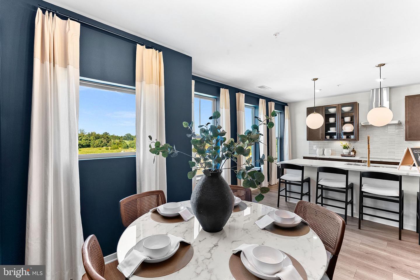 6 SEPIA SQ #HE, ASHBURN, Virginia 20147, 3 Bedrooms Bedrooms, ,2 BathroomsBathrooms,Residential,For sale,6 SEPIA SQ #HE,VALO2111390 MLS # VALO2111390