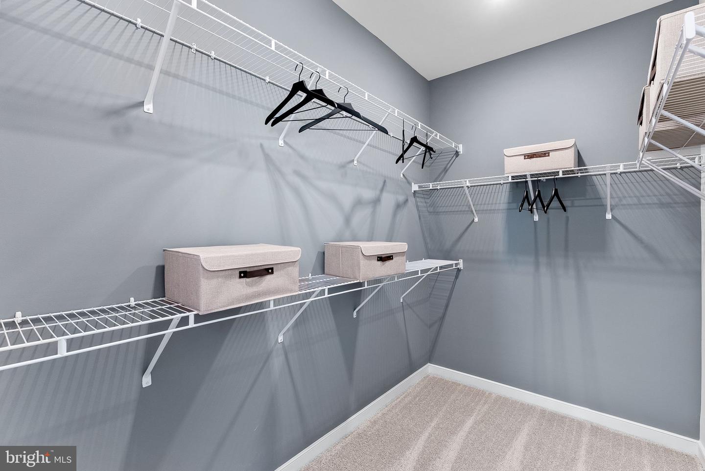 6 SEPIA SQ #HE, ASHBURN, Virginia 20147, 3 Bedrooms Bedrooms, ,2 BathroomsBathrooms,Residential,For sale,6 SEPIA SQ #HE,VALO2111390 MLS # VALO2111390