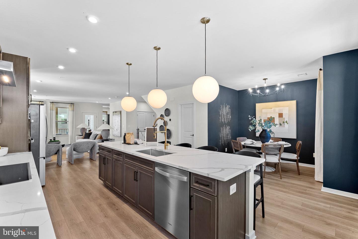 6 SEPIA SQ #HE, ASHBURN, Virginia 20147, 3 Bedrooms Bedrooms, ,2 BathroomsBathrooms,Residential,For sale,6 SEPIA SQ #HE,VALO2111390 MLS # VALO2111390