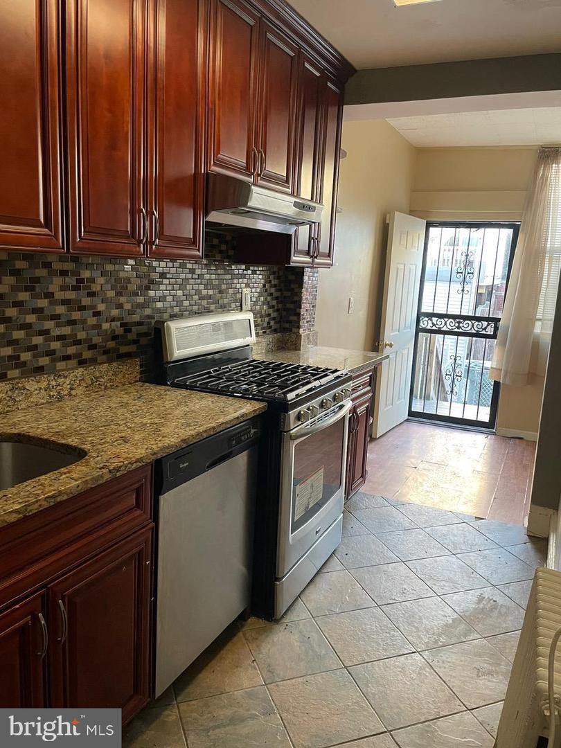 1278 OATES ST NE, WASHINGTON, District Of Columbia 20002, 3 Bedrooms Bedrooms, ,1 BathroomBathrooms,Residential,For sale,1278 OATES ST NE,DCDC2232422 MLS # DCDC2232422