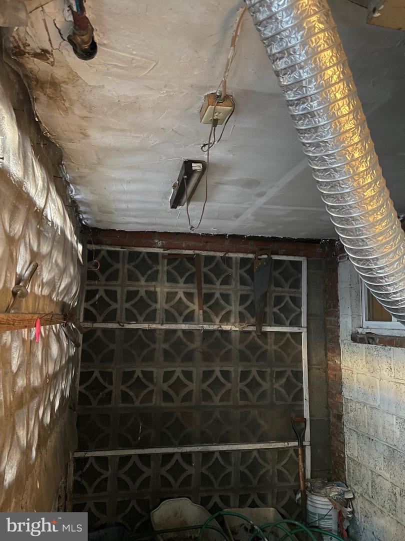 1278 OATES ST NE, WASHINGTON, District Of Columbia 20002, 3 Bedrooms Bedrooms, ,1 BathroomBathrooms,Residential,For sale,1278 OATES ST NE,DCDC2232422 MLS # DCDC2232422