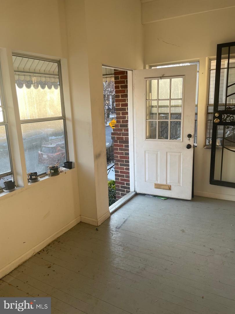 1278 OATES ST NE, WASHINGTON, District Of Columbia 20002, 3 Bedrooms Bedrooms, ,1 BathroomBathrooms,Residential,For sale,1278 OATES ST NE,DCDC2232422 MLS # DCDC2232422