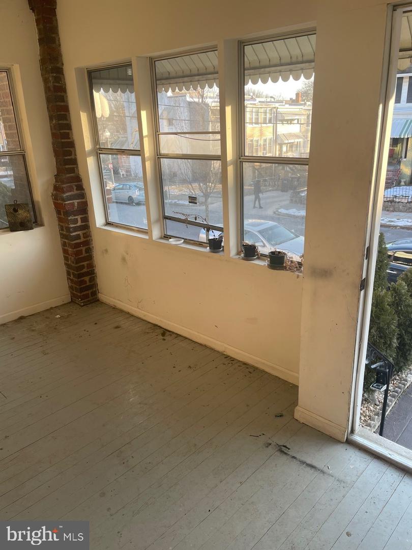 1278 OATES ST NE, WASHINGTON, District Of Columbia 20002, 3 Bedrooms Bedrooms, ,1 BathroomBathrooms,Residential,For sale,1278 OATES ST NE,DCDC2232422 MLS # DCDC2232422