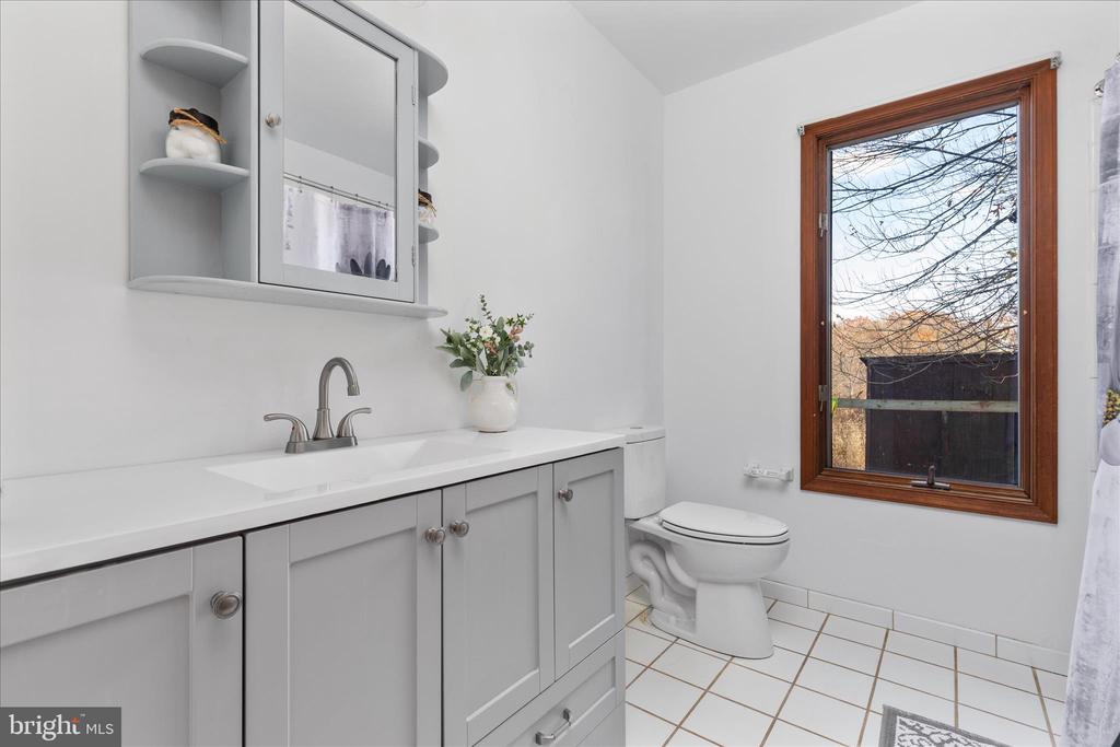 6241 DEBORAH DR, WARRENTON, Virginia, 3 Bedrooms Bedrooms, ,2 BathroomsBathrooms,Residential,6241 DEBORAH DR,VAFQ2019710 MLS # VAFQ2019710