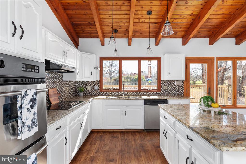 6241 DEBORAH DR, WARRENTON, Virginia, 3 Bedrooms Bedrooms, ,2 BathroomsBathrooms,Residential,6241 DEBORAH DR,VAFQ2019710 MLS # VAFQ2019710