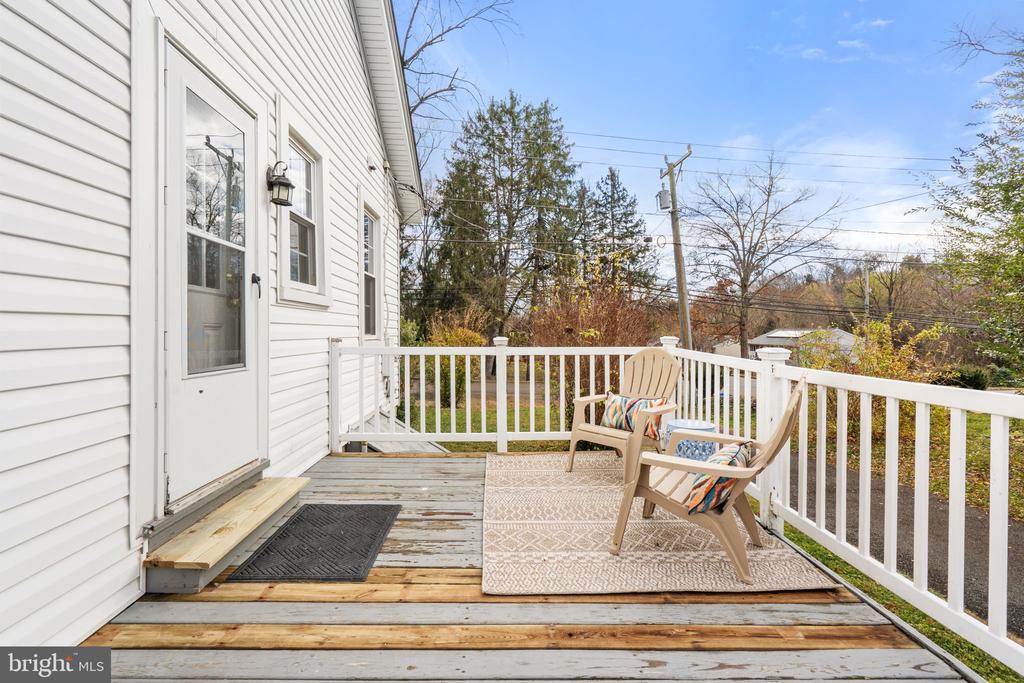 278 ALEXANDRIA PIKE, WARRENTON, Virginia 20186, 3 Bedrooms Bedrooms, ,2 BathroomsBathrooms,Residential,278 ALEXANDRIA PIKE,VAFQ2019682 MLS # VAFQ2019682