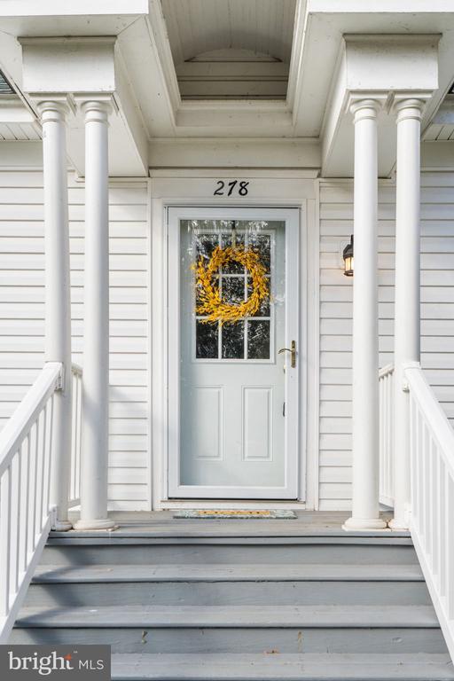 278 ALEXANDRIA PIKE, WARRENTON, Virginia 20186, 3 Bedrooms Bedrooms, ,2 BathroomsBathrooms,Residential,278 ALEXANDRIA PIKE,VAFQ2019682 MLS # VAFQ2019682