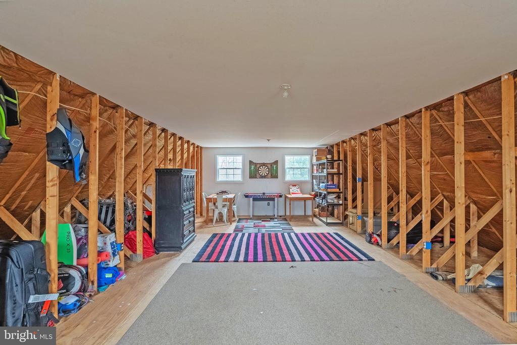 6245 SQUIRREL NEST LN, WARRENTON, Virginia, 4 Bedrooms Bedrooms, ,5 BathroomsBathrooms,Residential,6245 SQUIRREL NEST LN,VAFQ2019692 MLS # VAFQ2019692