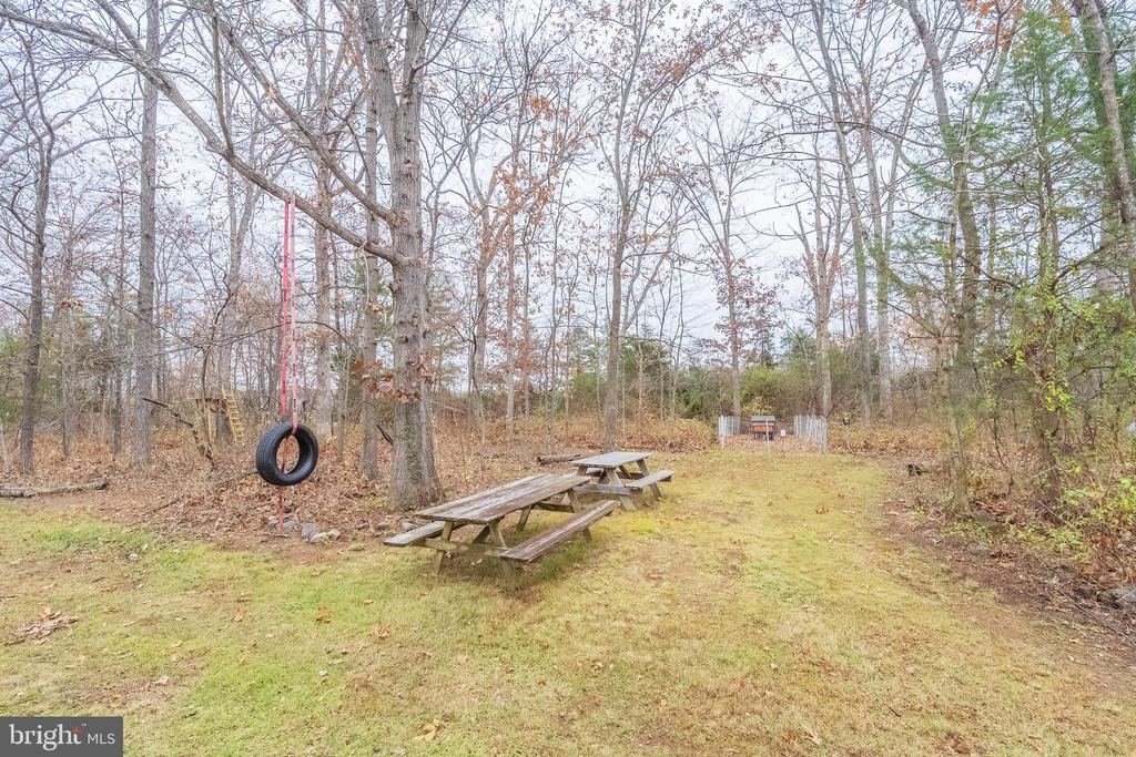 6245 SQUIRREL NEST LN, WARRENTON, Virginia, 4 Bedrooms Bedrooms, ,5 BathroomsBathrooms,Residential,6245 SQUIRREL NEST LN,VAFQ2019692 MLS # VAFQ2019692