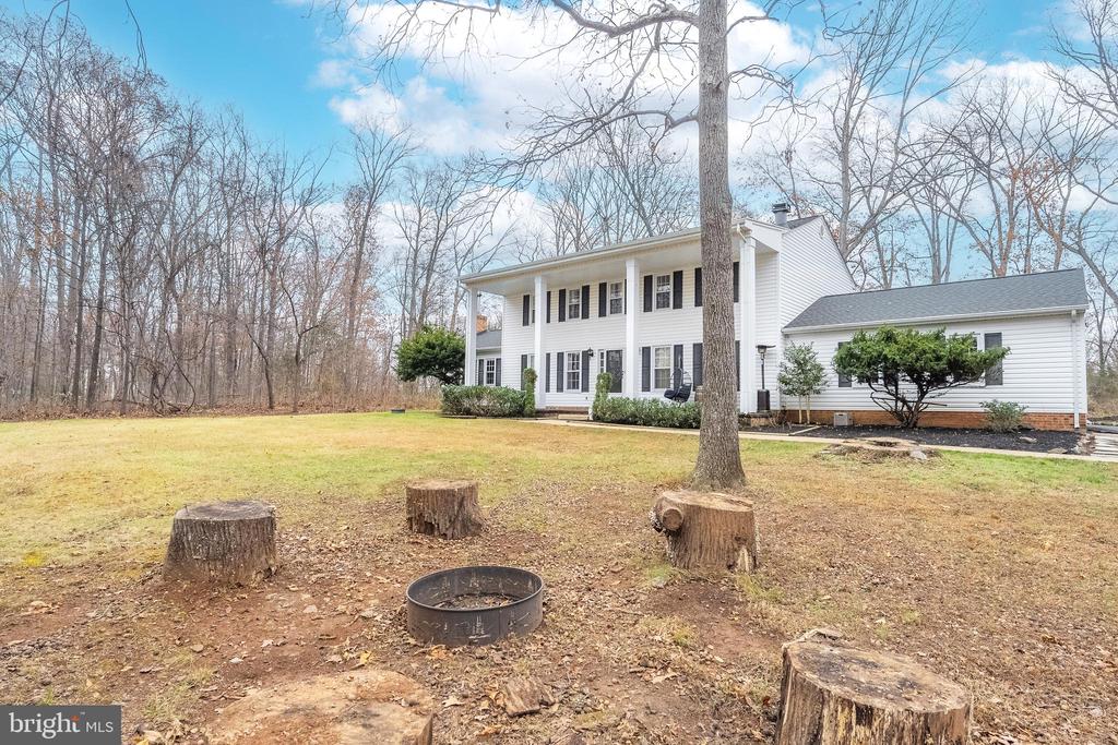 6245 SQUIRREL NEST LN, WARRENTON, Virginia, 4 Bedrooms Bedrooms, ,5 BathroomsBathrooms,Residential,6245 SQUIRREL NEST LN,VAFQ2019692 MLS # VAFQ2019692