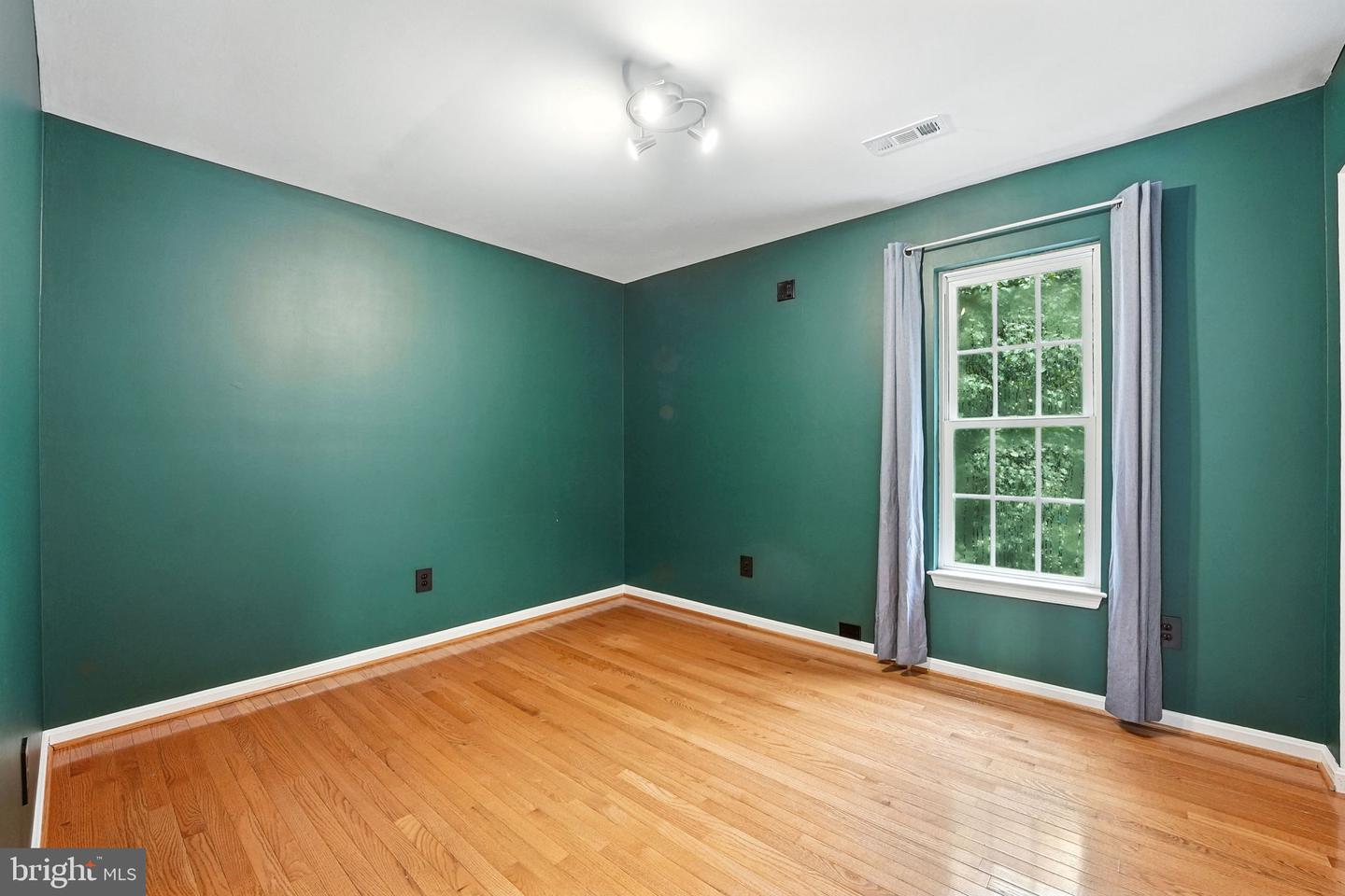 10740 BRIDLEREIN CT, SPOTSYLVANIA, Virginia 22553, 4 Bedrooms Bedrooms, ,3 BathroomsBathrooms,Residential,For sale,10740 BRIDLEREIN CT,VASP2037704 MLS # VASP2037704