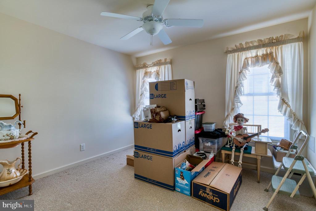 421 QUEEN ST, CULPEPER, Virginia 22701, 3 Bedrooms Bedrooms, ,2 BathroomsBathrooms,Residential,421 QUEEN ST,VACU2012124 MLS # VACU2012124