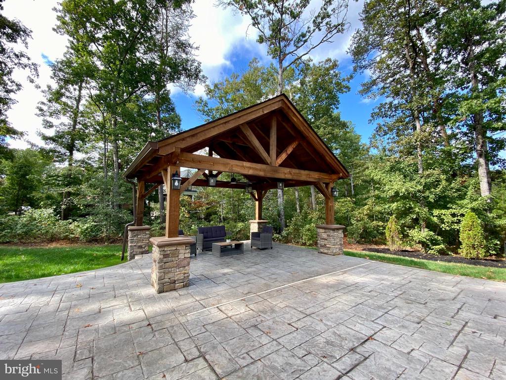 11202 PRESWICK LN, SPOTSYLVANIA, Virginia 22551, 7 Bedrooms Bedrooms, ,5 BathroomsBathrooms,Residential,11202 PRESWICK LN,VASP2037738 MLS # VASP2037738