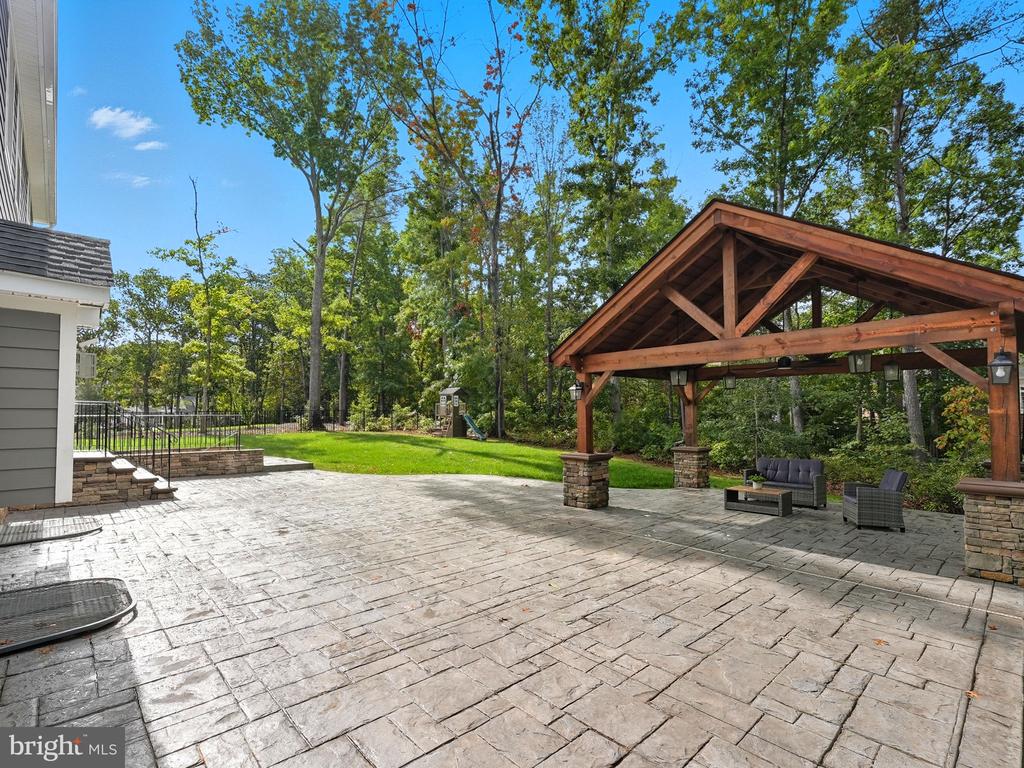 11202 PRESWICK LN, SPOTSYLVANIA, Virginia 22551, 7 Bedrooms Bedrooms, ,5 BathroomsBathrooms,Residential,11202 PRESWICK LN,VASP2037738 MLS # VASP2037738