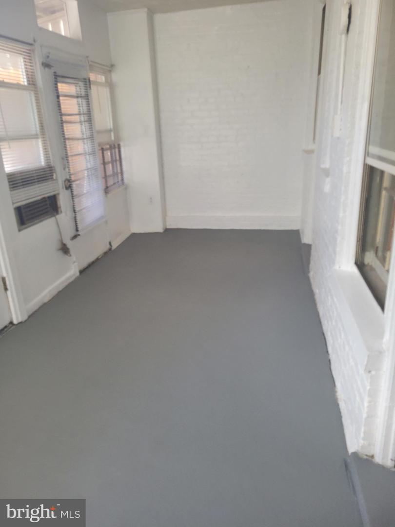 1526 SPRING PL NW, WASHINGTON, District Of Columbia 20010, 4 Bedrooms Bedrooms, ,1 BathroomBathrooms,Residential,For sale,1526 SPRING PL NW,DCDC2098870 MLS # DCDC2098870