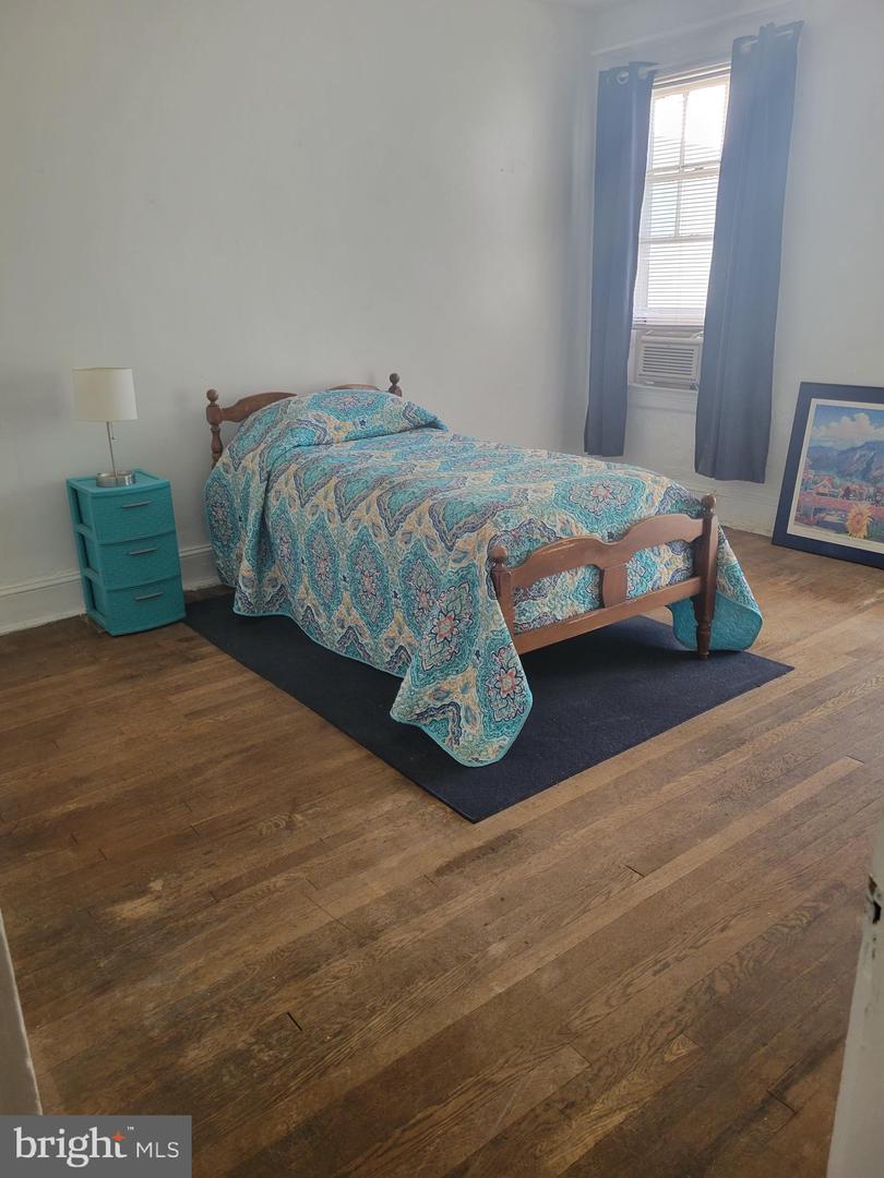 1526 SPRING PL NW, WASHINGTON, District Of Columbia 20010, 4 Bedrooms Bedrooms, ,1 BathroomBathrooms,Residential,For sale,1526 SPRING PL NW,DCDC2098870 MLS # DCDC2098870