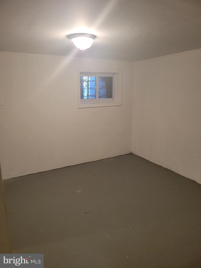 1526 SPRING PL NW, WASHINGTON, District Of Columbia 20010, 4 Bedrooms Bedrooms, ,1 BathroomBathrooms,Residential,For sale,1526 SPRING PL NW,DCDC2098870 MLS # DCDC2098870