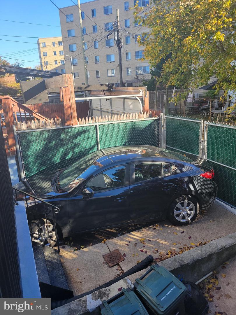 1526 SPRING PL NW, WASHINGTON, District Of Columbia 20010, 4 Bedrooms Bedrooms, ,1 BathroomBathrooms,Residential,For sale,1526 SPRING PL NW,DCDC2098870 MLS # DCDC2098870