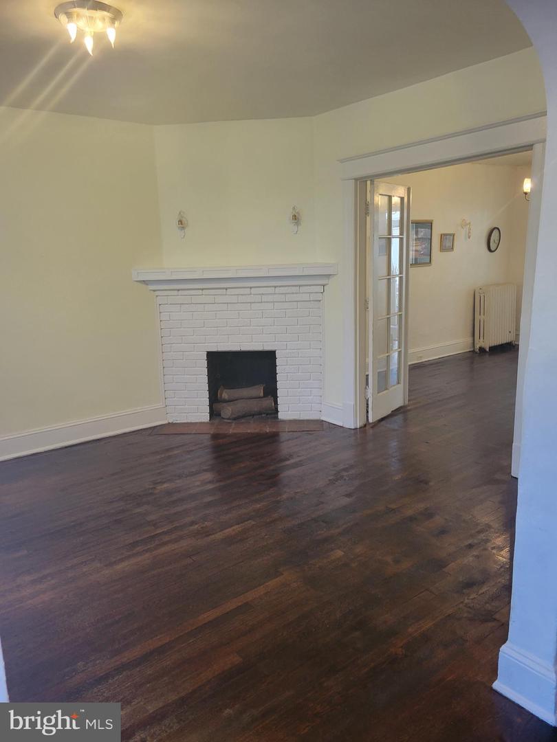 1526 SPRING PL NW, WASHINGTON, District Of Columbia 20010, 4 Bedrooms Bedrooms, ,1 BathroomBathrooms,Residential,For sale,1526 SPRING PL NW,DCDC2098870 MLS # DCDC2098870