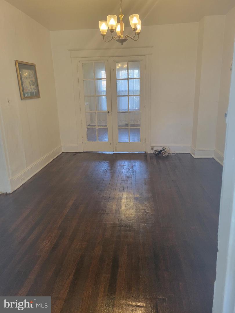 1526 SPRING PL NW, WASHINGTON, District Of Columbia 20010, 4 Bedrooms Bedrooms, ,1 BathroomBathrooms,Residential,For sale,1526 SPRING PL NW,DCDC2098870 MLS # DCDC2098870