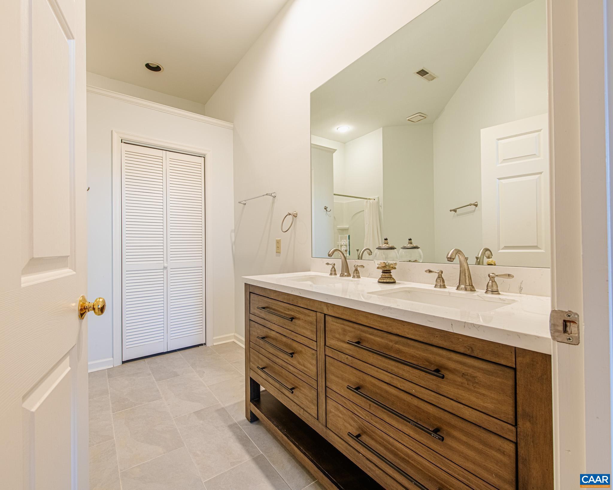 3350 ARBOR TER, CHARLOTTESVILLE, Virginia 22911, 2 Bedrooms Bedrooms, ,2 BathroomsBathrooms,Residential,3350 ARBOR TER,671166 MLS # 671166