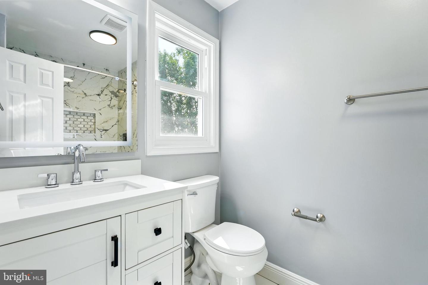 6768 MORNING RIDE CIR, ALEXANDRIA, Virginia 22315, 5 Bedrooms Bedrooms, ,3 BathroomsBathrooms,Residential,For sale,6768 MORNING RIDE CIR,VAFX2241514 MLS # VAFX2241514