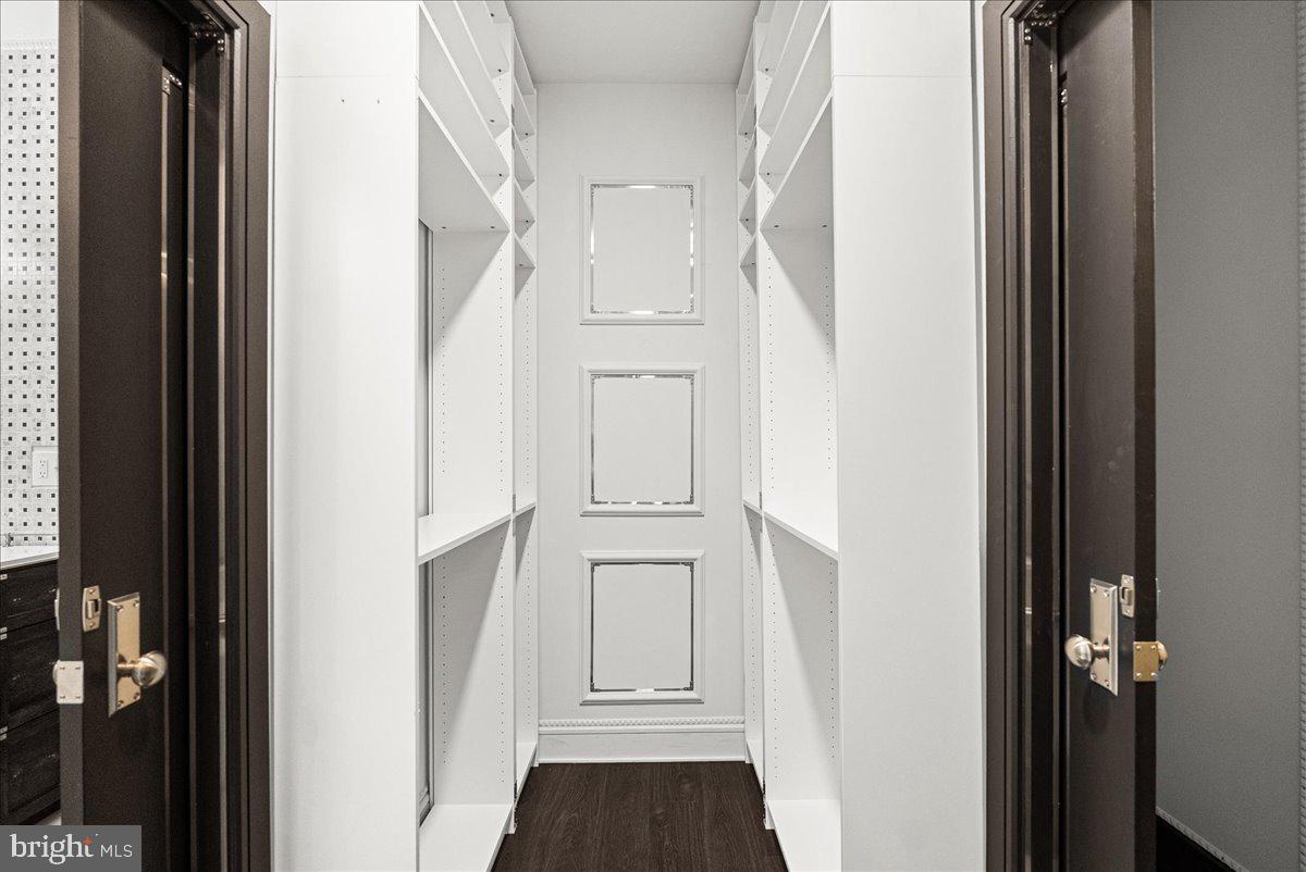 625 SLATERS LN #G4, ALEXANDRIA, Virginia 22314, 1 Bedroom Bedrooms, ,1 BathroomBathrooms,Residential,For sale,625 SLATERS LN #G4,VAAX2045908 MLS # VAAX2045908