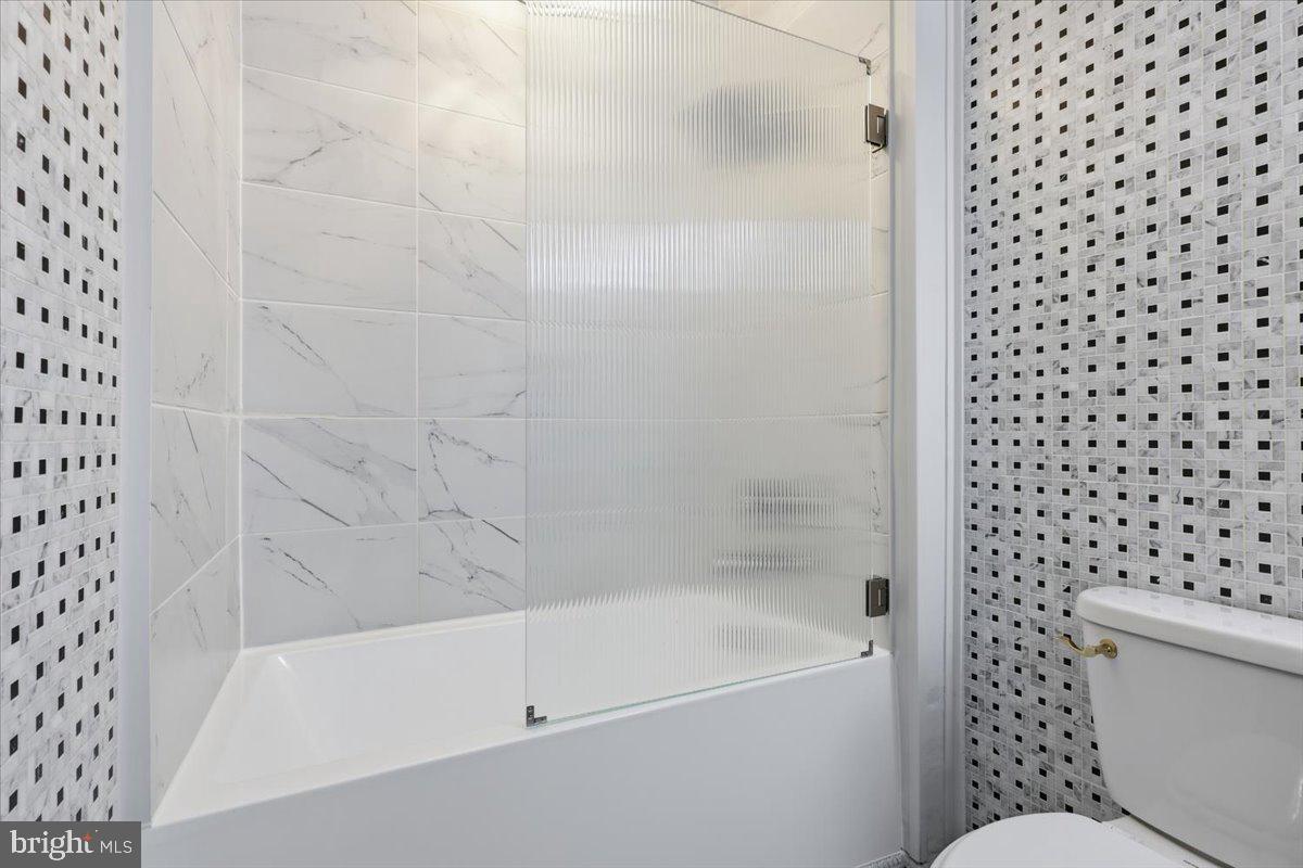 625 SLATERS LN #G4, ALEXANDRIA, Virginia 22314, 1 Bedroom Bedrooms, ,1 BathroomBathrooms,Residential,For sale,625 SLATERS LN #G4,VAAX2045908 MLS # VAAX2045908