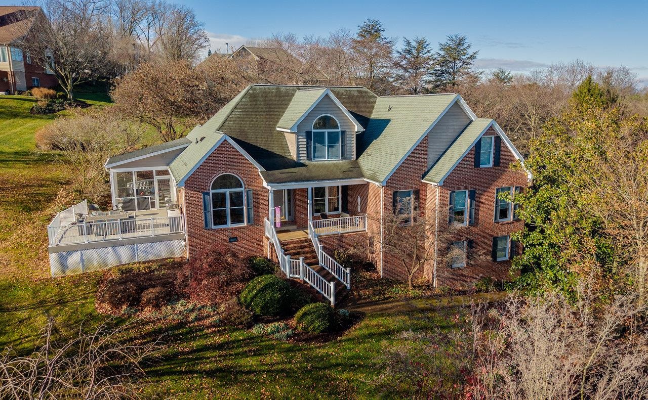 3945 TRAVELER RD, ROCKINGHAM, Virginia 22801, 4 Bedrooms Bedrooms, ,3 BathroomsBathrooms,Residential,3945 TRAVELER RD,671312 MLS # 671312