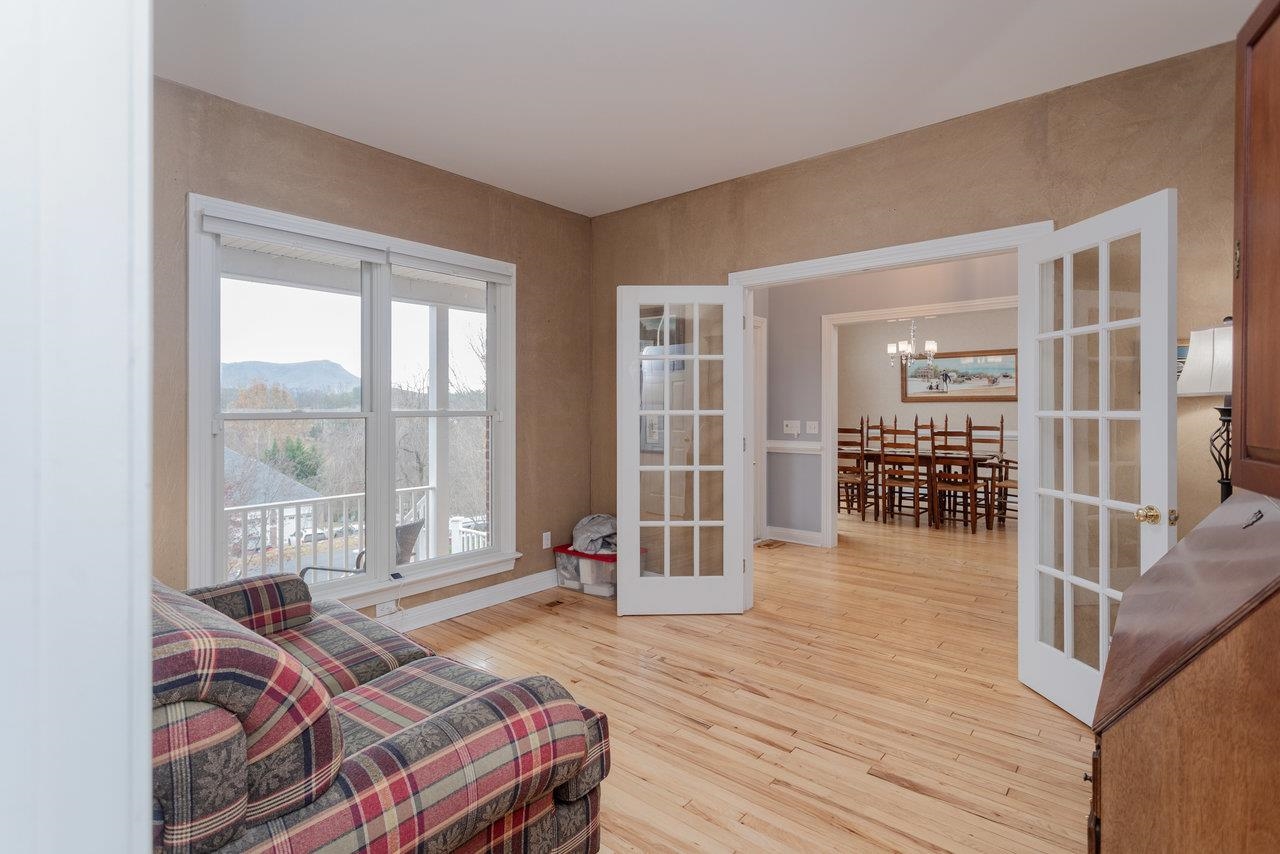 3945 TRAVELER RD, ROCKINGHAM, Virginia 22801, 4 Bedrooms Bedrooms, ,3 BathroomsBathrooms,Residential,3945 TRAVELER RD,671312 MLS # 671312