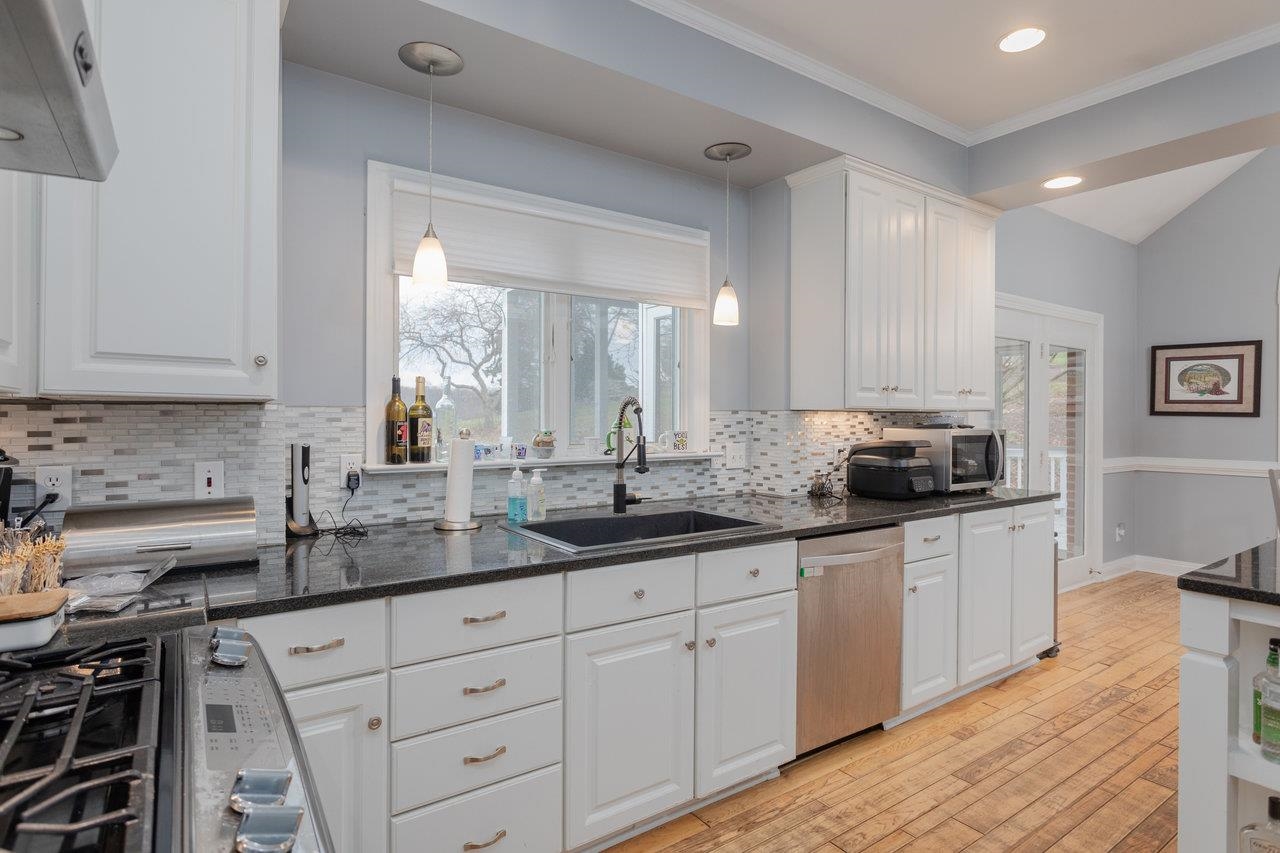 3945 TRAVELER RD, ROCKINGHAM, Virginia 22801, 4 Bedrooms Bedrooms, ,3 BathroomsBathrooms,Residential,3945 TRAVELER RD,671312 MLS # 671312