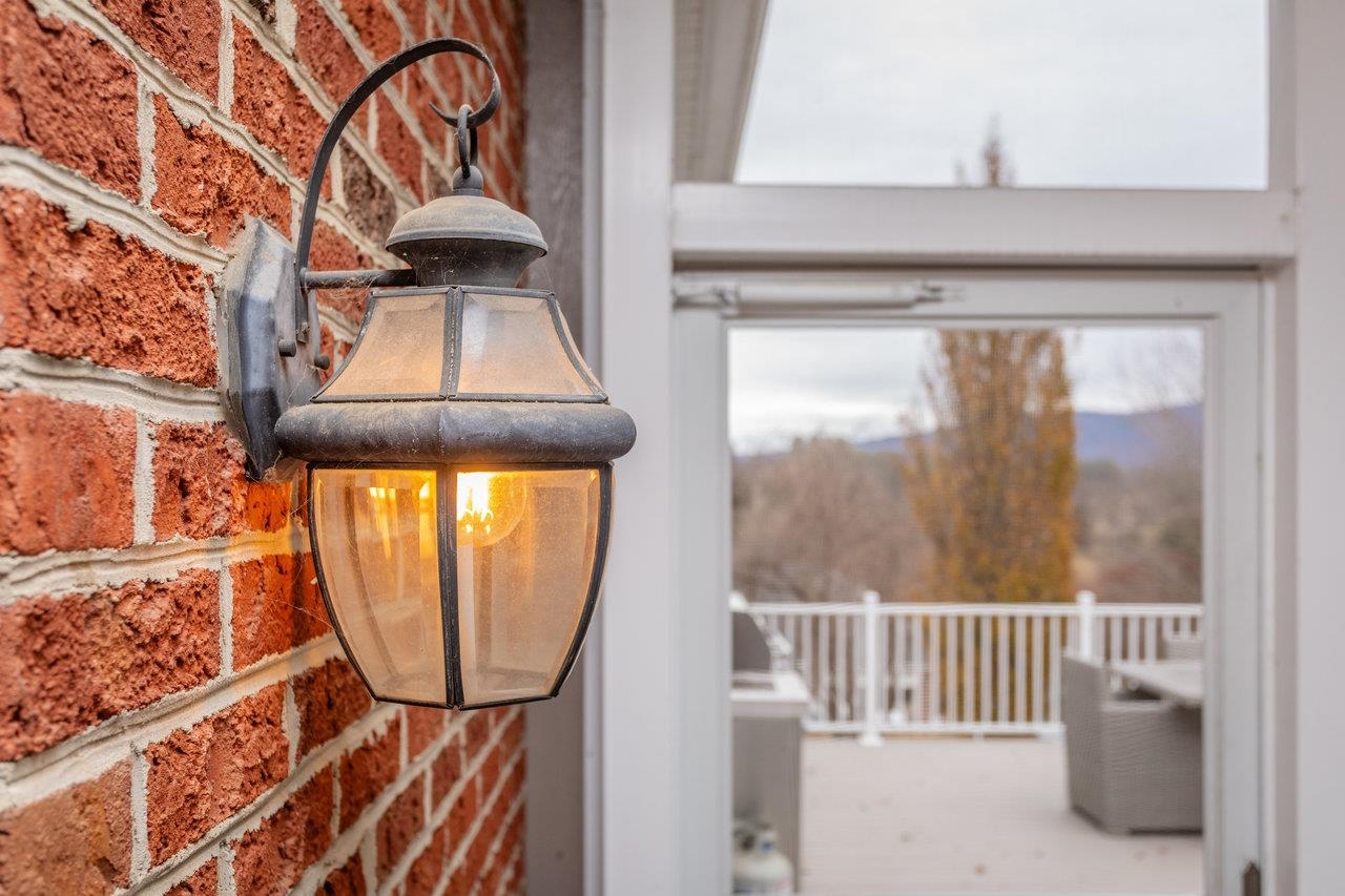 3945 TRAVELER RD, ROCKINGHAM, Virginia 22801, 4 Bedrooms Bedrooms, ,3 BathroomsBathrooms,Residential,3945 TRAVELER RD,671312 MLS # 671312