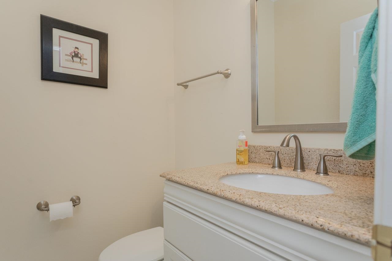 3945 TRAVELER RD, ROCKINGHAM, Virginia 22801, 4 Bedrooms Bedrooms, ,3 BathroomsBathrooms,Residential,3945 TRAVELER RD,671312 MLS # 671312