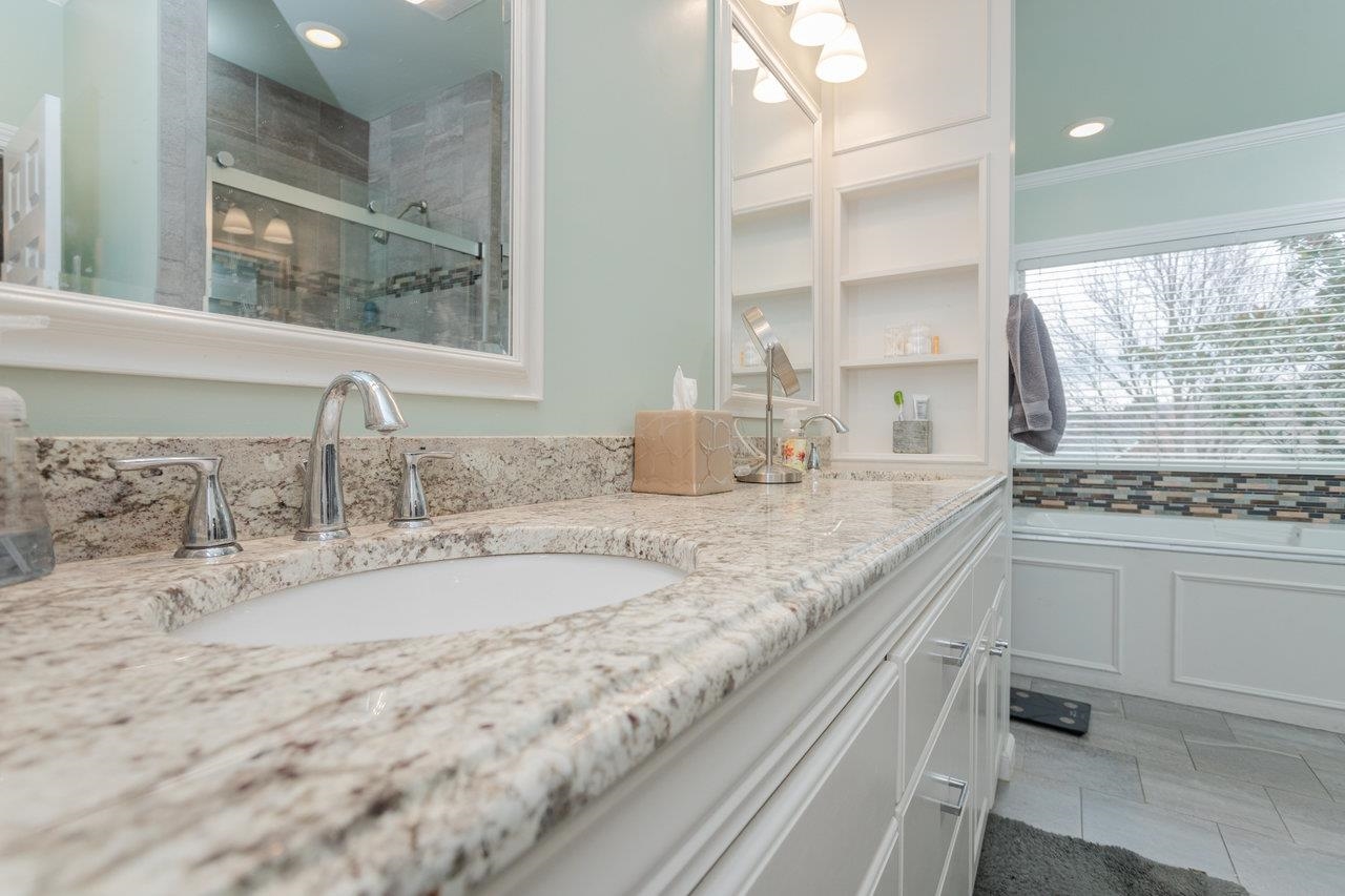 3945 TRAVELER RD, ROCKINGHAM, Virginia 22801, 4 Bedrooms Bedrooms, ,3 BathroomsBathrooms,Residential,3945 TRAVELER RD,671312 MLS # 671312