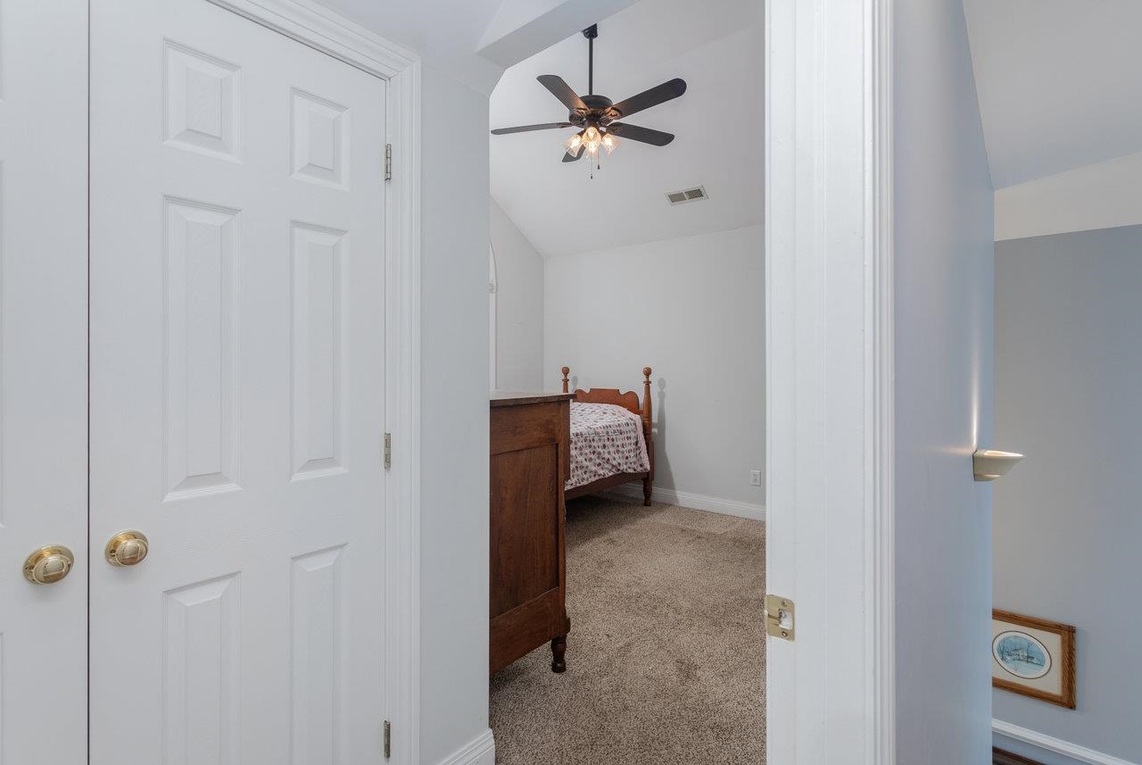 3945 TRAVELER RD, ROCKINGHAM, Virginia 22801, 4 Bedrooms Bedrooms, ,3 BathroomsBathrooms,Residential,3945 TRAVELER RD,671312 MLS # 671312