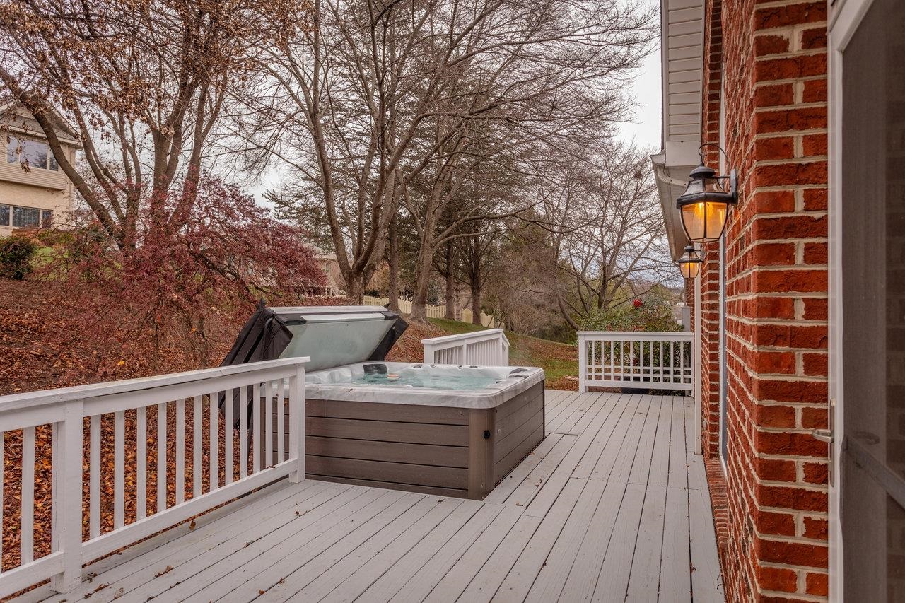 3945 TRAVELER RD, ROCKINGHAM, Virginia 22801, 4 Bedrooms Bedrooms, ,3 BathroomsBathrooms,Residential,3945 TRAVELER RD,671312 MLS # 671312