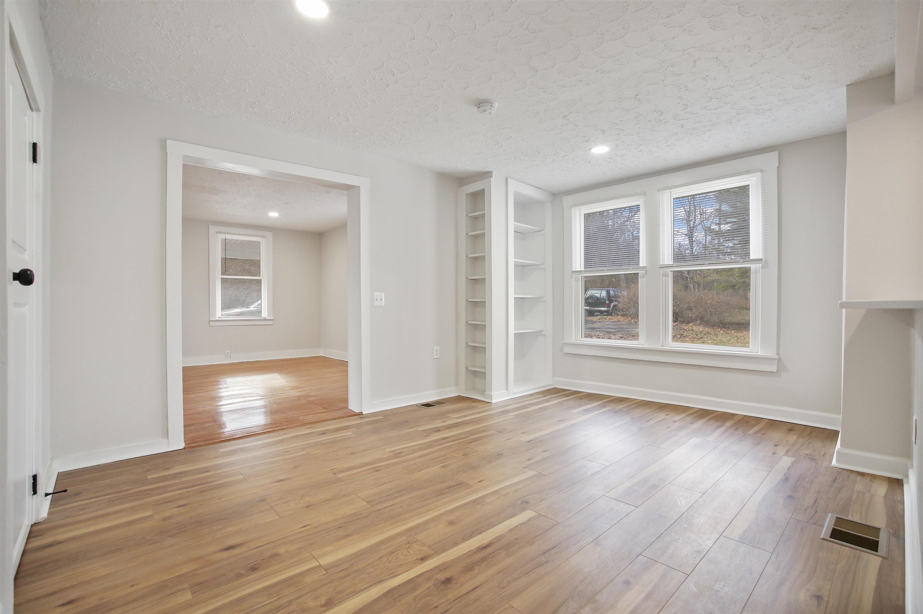 401 TANNEHILL ST, STAUNTON, Virginia 24401, 4 Bedrooms Bedrooms, ,2 BathroomsBathrooms,Residential,401 TANNEHILL ST,671313 MLS # 671313