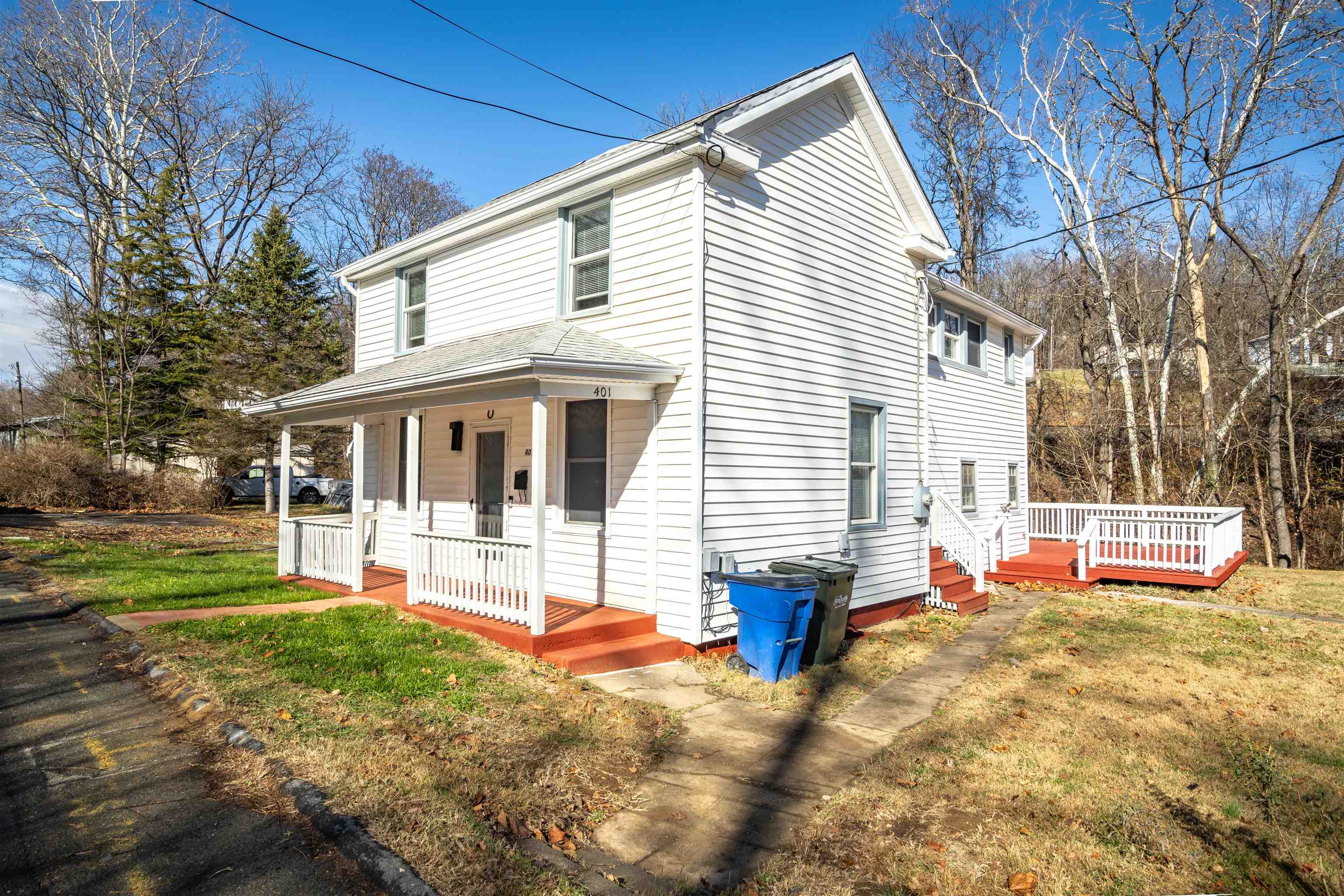 401 TANNEHILL ST, STAUNTON, Virginia 24401, 4 Bedrooms Bedrooms, ,2 BathroomsBathrooms,Residential,401 TANNEHILL ST,671313 MLS # 671313