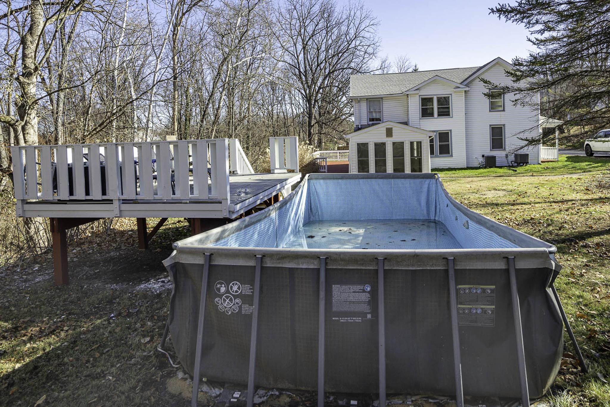 401 TANNEHILL ST, STAUNTON, Virginia 24401, 4 Bedrooms Bedrooms, ,2 BathroomsBathrooms,Residential,401 TANNEHILL ST,671313 MLS # 671313