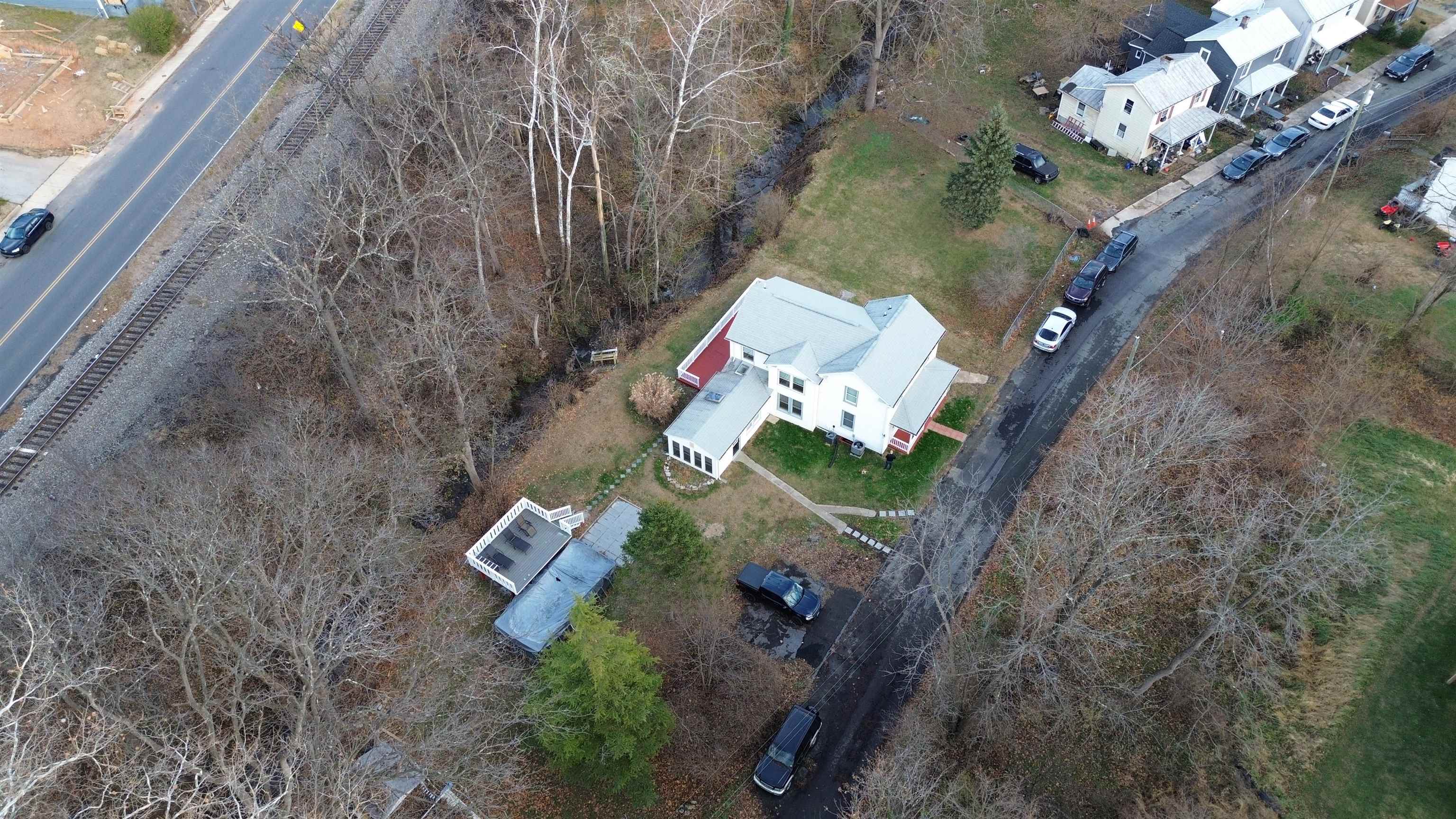 401 TANNEHILL ST, STAUNTON, Virginia 24401, 4 Bedrooms Bedrooms, ,2 BathroomsBathrooms,Residential,401 TANNEHILL ST,671313 MLS # 671313