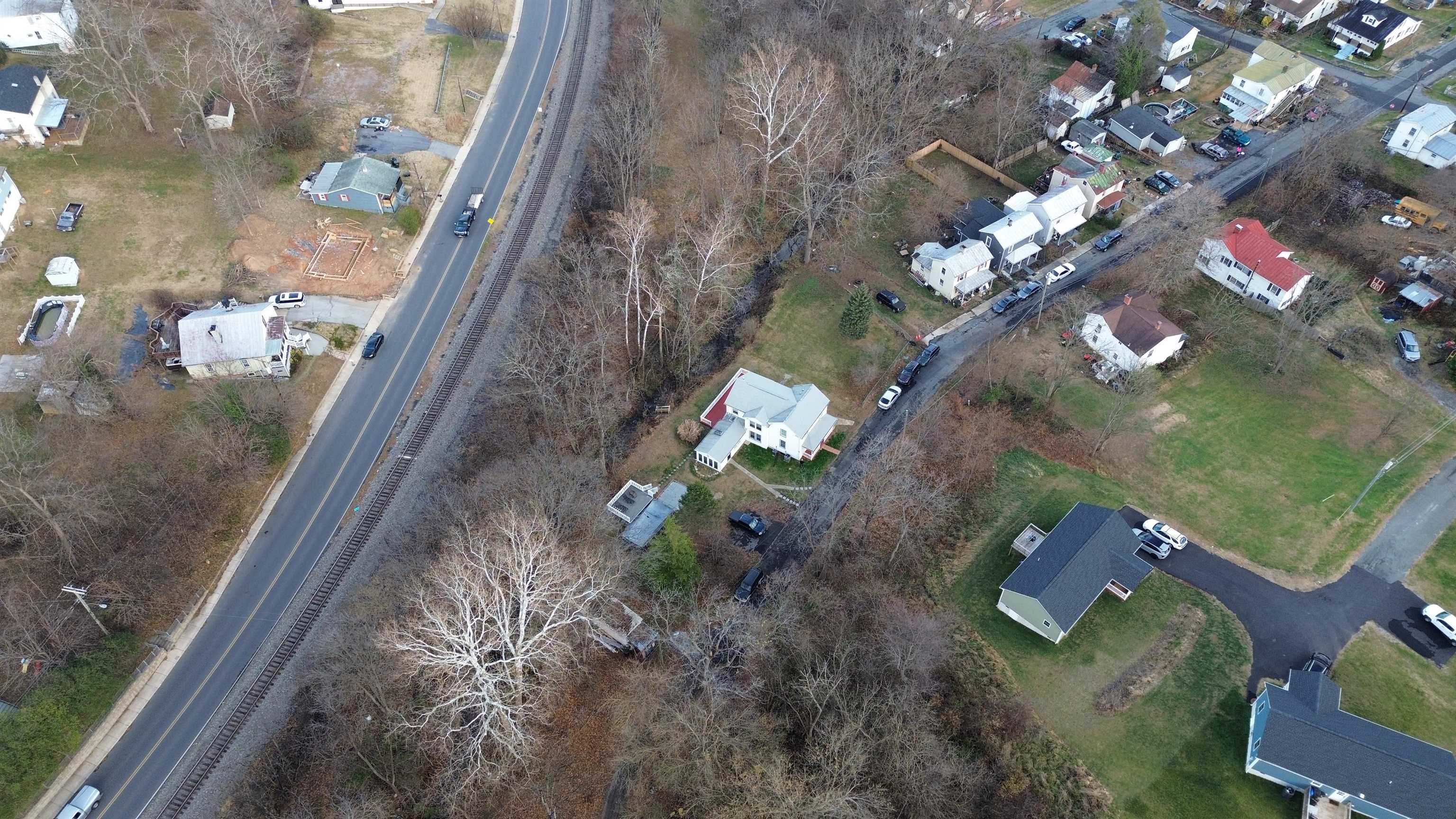 401 TANNEHILL ST, STAUNTON, Virginia 24401, 4 Bedrooms Bedrooms, ,2 BathroomsBathrooms,Residential,401 TANNEHILL ST,671313 MLS # 671313