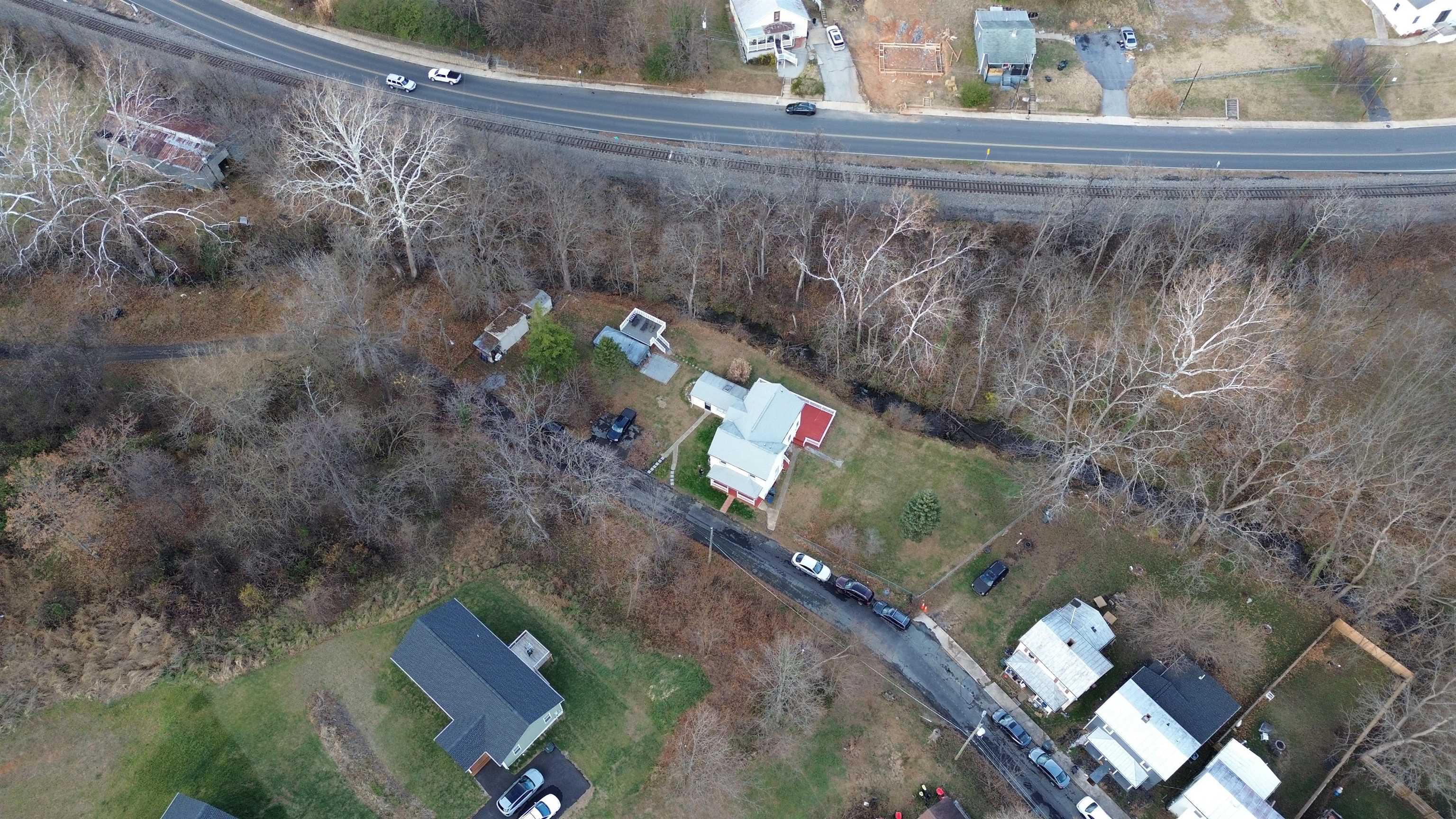 401 TANNEHILL ST, STAUNTON, Virginia 24401, 4 Bedrooms Bedrooms, ,2 BathroomsBathrooms,Residential,401 TANNEHILL ST,671313 MLS # 671313