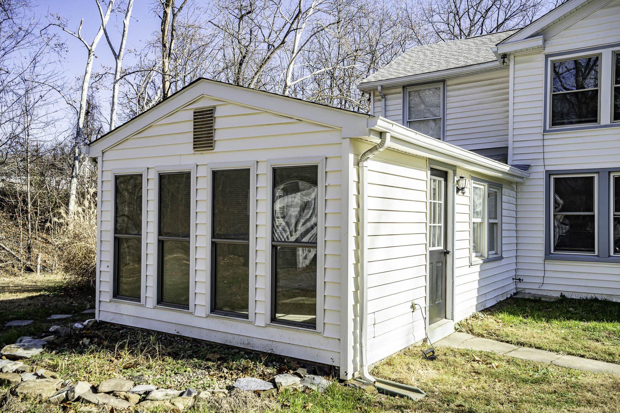 401 TANNEHILL ST, STAUNTON, Virginia 24401, 4 Bedrooms Bedrooms, ,2 BathroomsBathrooms,Residential,401 TANNEHILL ST,671313 MLS # 671313