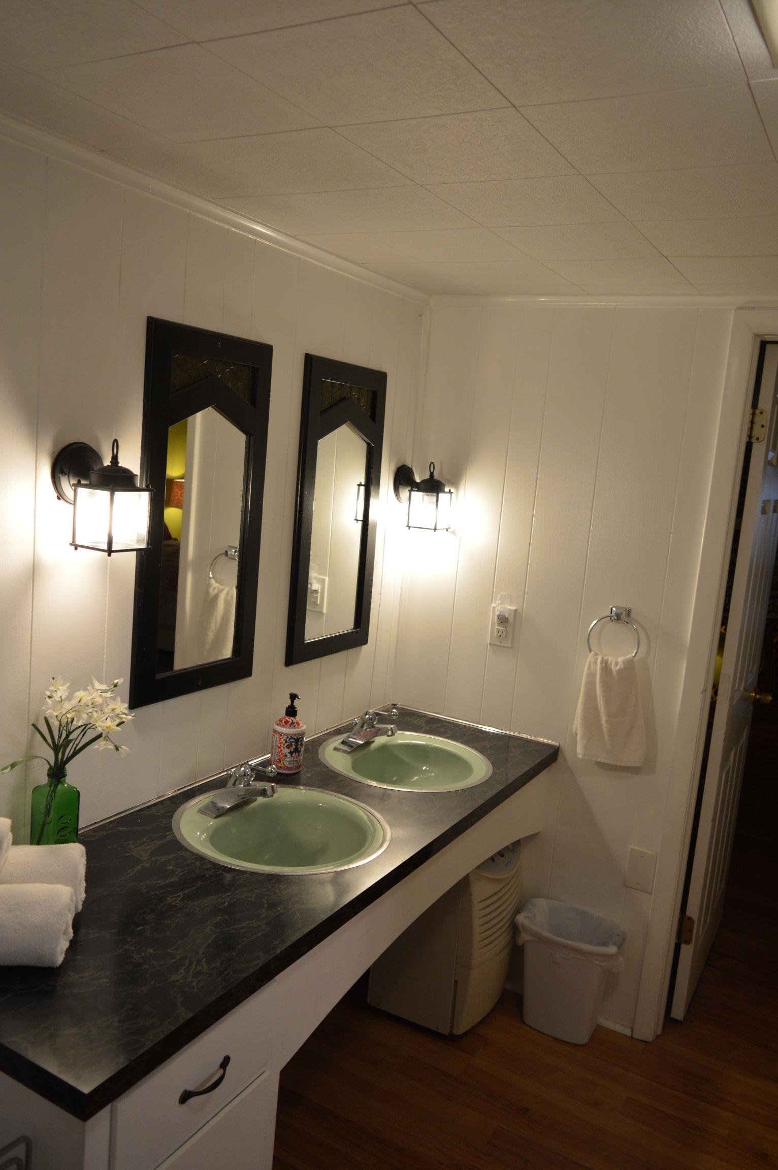 1229 WOODCREST CIR, HARRISONBURG, Virginia 22801, 4 Bedrooms Bedrooms, ,3 BathroomsBathrooms,Residential,1229 WOODCREST CIR,671315 MLS # 671315