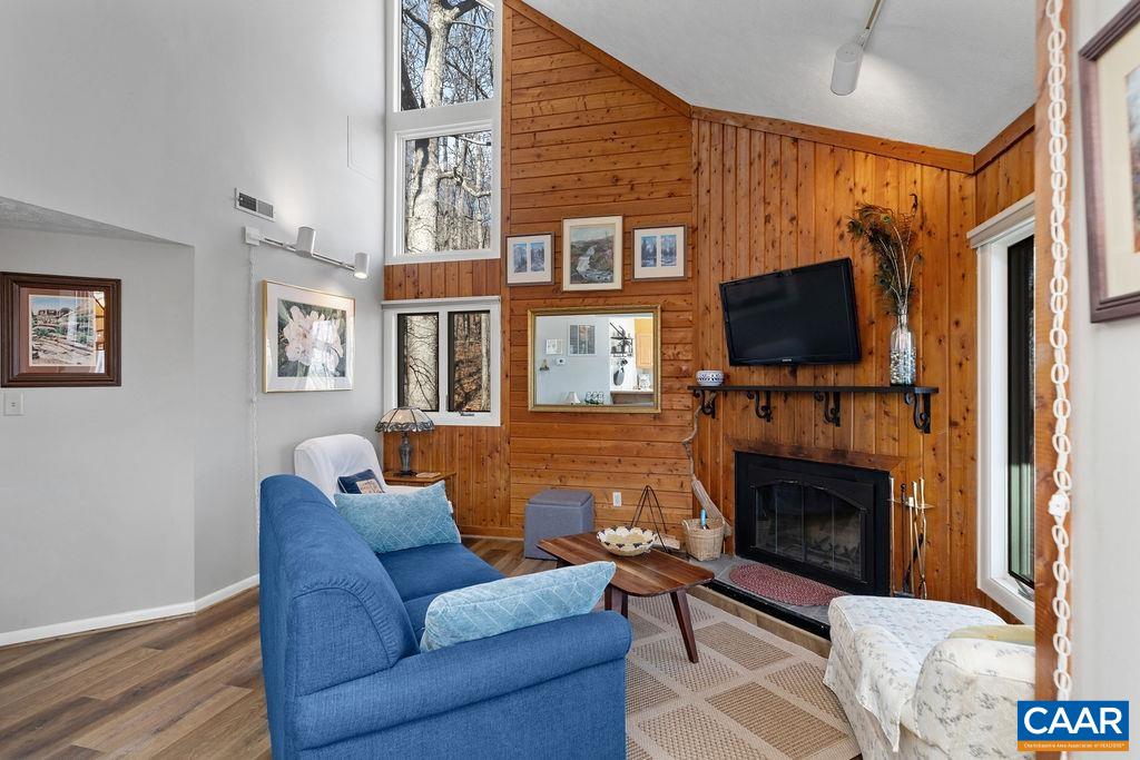 453 THREE RIDGES CONDOS, WINTERGREEN RESORT, Virginia 22967, 2 Bedrooms Bedrooms, ,2 BathroomsBathrooms,Residential,453 THREE RIDGES CONDOS,671316 MLS # 671316