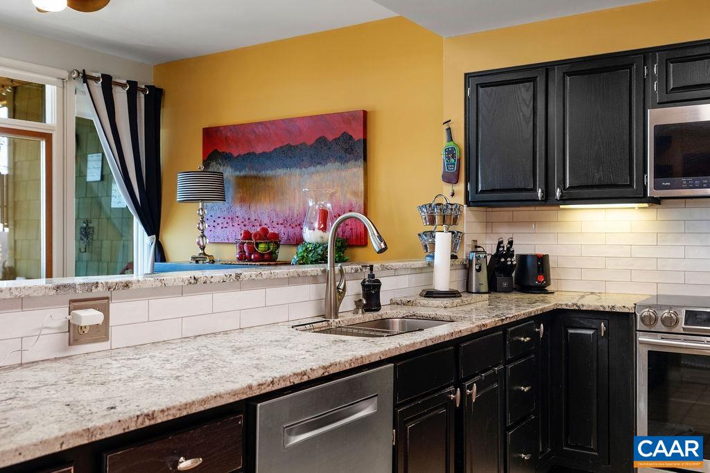 1707 HIGH RIDGE CONDOS, WINTERGREEN, Virginia 22967, 2 Bedrooms Bedrooms, ,2 BathroomsBathrooms,Residential,1707 HIGH RIDGE CONDOS,671317 MLS # 671317