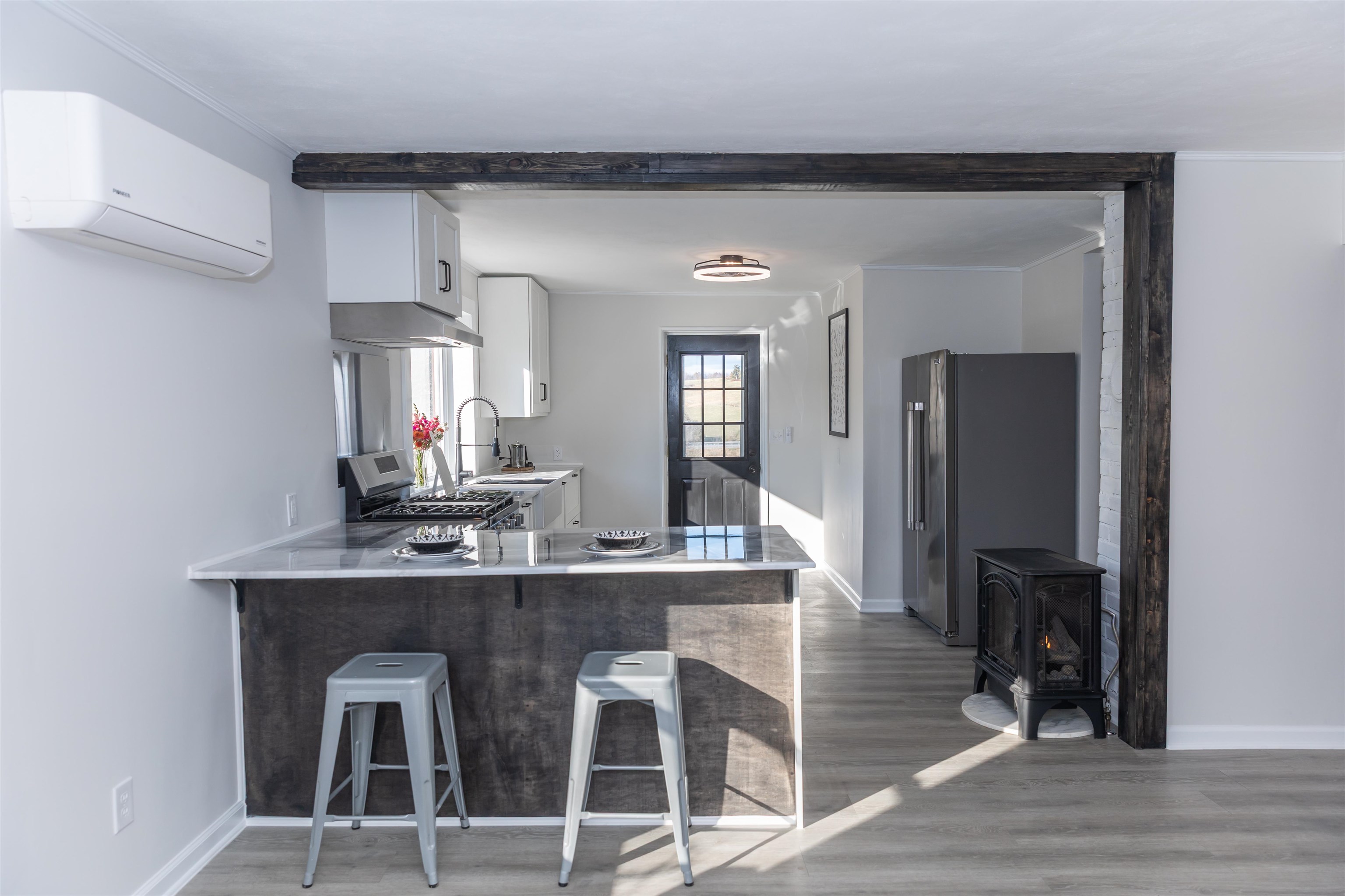 554 HERRING HALL RD, NATURAL BRIDGE, Virginia 24578, 1 Bedroom Bedrooms, ,1 BathroomBathrooms,Residential,554 HERRING HALL RD,671322 MLS # 671322